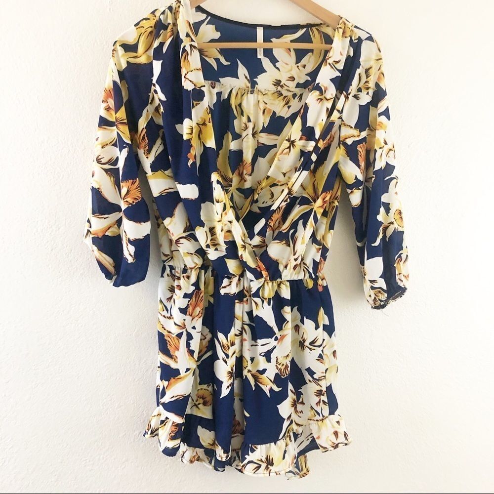 Sage Blue and yellow Floral Print  3/4 sleeves Romper size M
